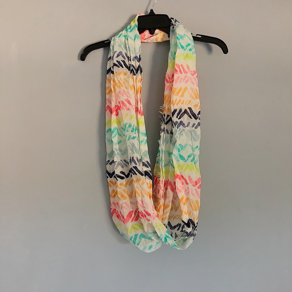 Multicolor American Eagle Arrow Scarf